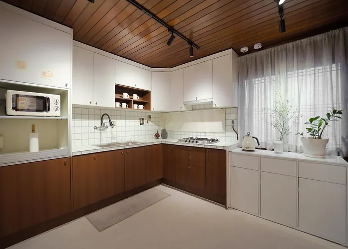Apartment 광안역 정스테이