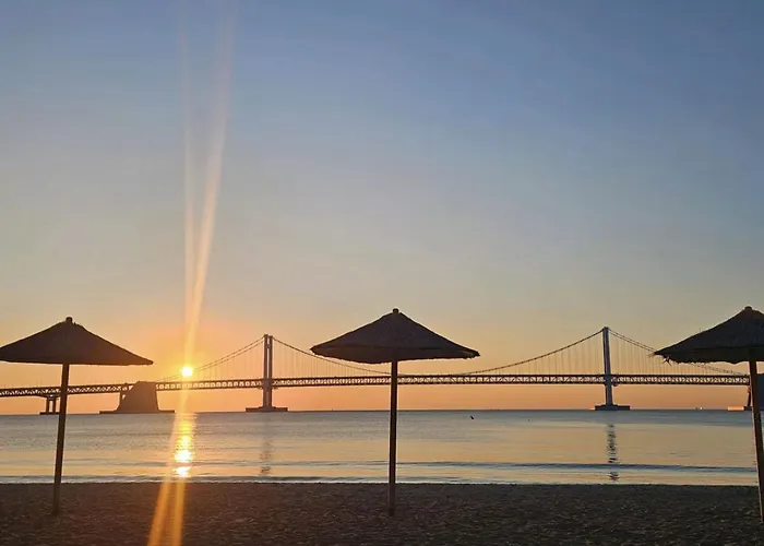 광안역 정스테이 Apartment Busan